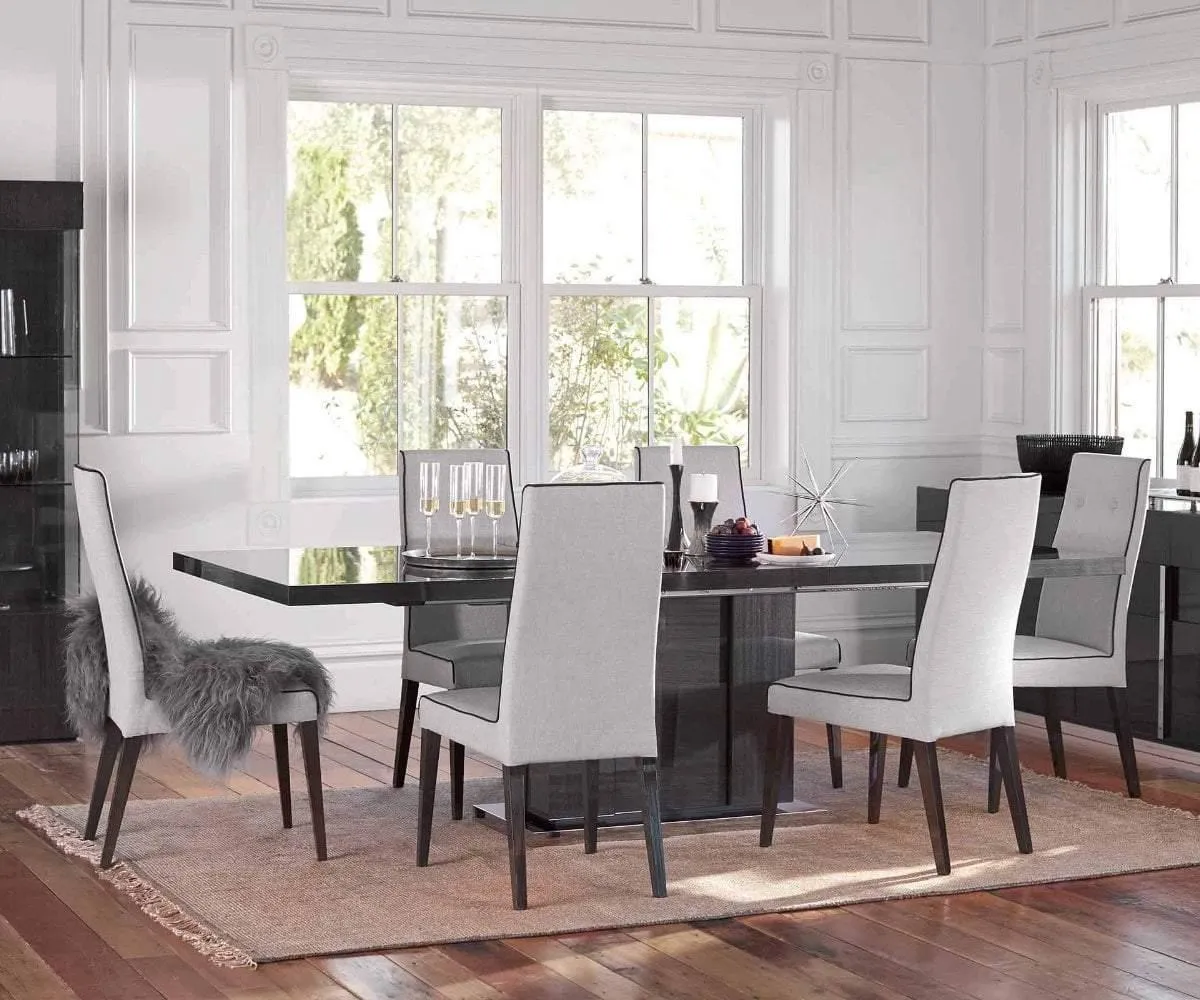 Mondiana Dining Chair